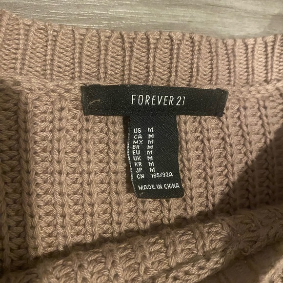 Forever 21 Sweater - Picture 2 of 5